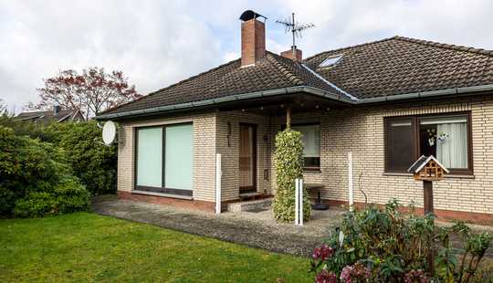 Bild von *** BUNGALOW mit WARMEN FÜßEN wartet darauf neue EIGENTÜMER zu BEGRÜßEN ***