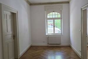 Altbau in St. Johannis: 3,5 Zimmer, Stuck und Fischgrätparkett – Die vollständige Adresse der Immobilie erhältst du vom Anbieter., 90419 Bielingplatz, Nürnberg – Vorschaubild 4