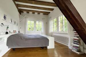 ALTBAUVILLA IM ENGLISCHEN LANDHAUSSTIL, freistehend, mitten in der Natur.  – Die vollständige Adresse der Immobilie erhältst du vom Anbieter., 60439 Niederursel, Frankfurt am Main – Vorschaubild 8