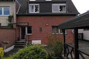 gepflegtes Reihenendhaus mit großem Grundstück, Maklerfrei – Die vollständige Adresse der Immobilie erhältst du vom Anbieter., 51107 Rath/Heumar, Köln – Vorschaubild 4