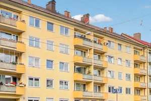 2 Zi.-Wohnung mit Wohnküche - ohne Balkon! – Bunzlauer Str. 21, 80992 Moosach-Bahnhof, München – Vorschaubild 2