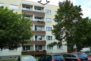 3-Raum-Wohnung mit Einbauküche und Südbalkon mit Superblick auf Goethestraße zu vermieten – Wilhelm-Klees-Str. 18 a, 39108 Magdeburg – Vorschaubild 4