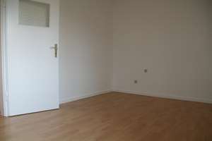 3-Zi.-Whg mit Garage in ruhigem 4-Parteienhaus in Porz-Urbach – Die vollständige Adresse der Immobilie erhältst du vom Anbieter., 51145 Urbach, Köln – Vorschaubild 12