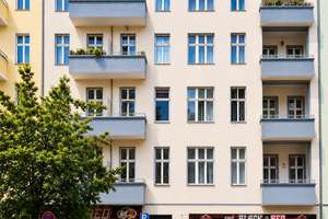 Umfassend sanierte 2-Zimmer-Altbauwohnung mit Balkon in ruhiger Lage – bezugsfrei – Die vollständige Adresse der Immobilie erhältst du vom Anbieter., 13347 Wedding, Berlin – Vorschaubild 1