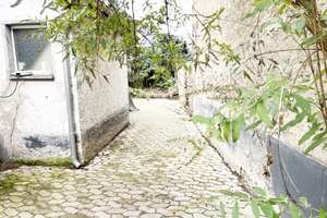 Sanierungsbedürftiges Wohnhaus m. Nebengebäude, Stellplatz u. kl. Garten – Die vollständige Adresse der Immobilie erhältst du vom Anbieter., 56637 Plaidt – Vorschaubild 3