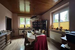 2-Familienhaus mit großem Grundstück und Nebengebäuden, bester Verkehrsanbindung und viel Potential – Krefelder Str. 301, 47877 Willich – Vorschaubild 10