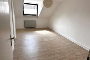 Schöne 2 Zimmer DG-Wohnung, Nähe FH und Vinzenzkrankenhaus – Die vollständige Adresse der Immobilie erhältst du vom Anbieter., 40476 Derendorf, Düsseldorf – Vorschaubild 4