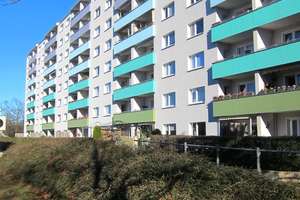 Hallestr. 55, 7 MR - großzügige Dreizimmerwohnung mit Freisitz