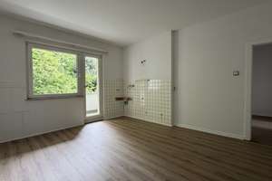 Renovierte 2,5-Zimmer-Wohnung mit Balkon in zentraler Lage zu vermieten – Hesselnberg 6, 42285 Barmen, Wuppertal – Vorschaubild 6