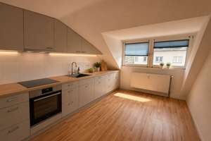 Zentral gelegen: Gemütliche und helle Dachgeschosswohnung – 40217 Friedrichstadt, Düsseldorf – Vorschaubild 12
