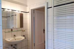 Gemütliche 3-Zimmer-Wohnung mit Balkon in Marienthal, 1. OG, Vollbad + Garage! – Rauchstr. 71, 22043 Marienthal, Hamburg – Vorschaubild 10
