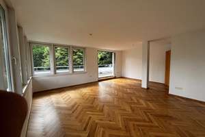 Wohnen im Penthouse über den Dächern von Kassel-Wilhelmshöhe, den Bergpark in direkter Nähe – Die vollständige Adresse der Immobilie erhältst du vom Anbieter., 34131 Bad Wilhelmshöhe, Kassel – Vorschaubild 3