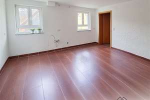 Großzügiges Zweifamilienhaus mit Maisonettewohnung und weitläufigem Garten – Die vollständige Adresse der Immobilie erhältst du vom Anbieter., 91475 Lonnerstadt – Vorschaubild 24