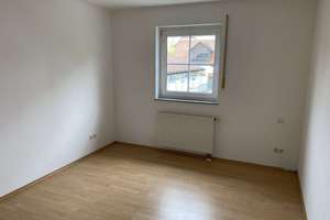 Zentrumsnahe 4-Zimmer Wohnung mit tollem Südbalkon in Erding zu vermieten! – Die vollständige Adresse der Immobilie erhältst du vom Anbieter., 85435 Erding – Vorschaubild 7