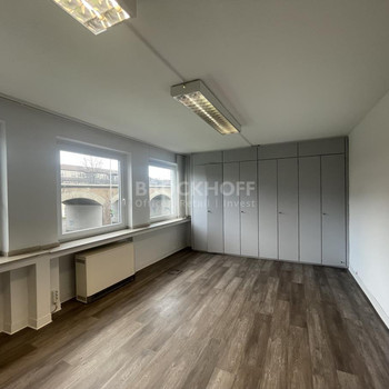 Mülheim City | ca. 175 m² | Helles Büro direkt am Rathausplatz | Balkon