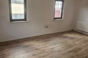 Frisch saniertes Einfamilienhaus mit 7 Schlafzimmern und Werkstatt. – Burggrabenstraße 13, 64853 Otzberg – Vorschaubild 3