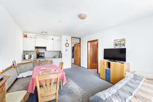 Vielversprechende Wohnung mit Entwicklungspotenzial in begehrter Wohnlage – Die vollständige Adresse der Immobilie erhältst du vom Anbieter., 81245 Neupasing, München – Vorschaubild 4