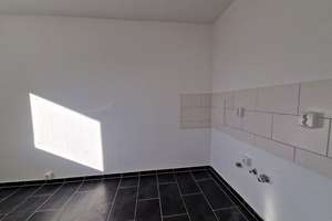 Einziehen und wohlfühlen***gemütliche 3-Zimmer-Wohnung mit Wannenbad und großen Balkon! – Jupiterstraße 38, 4205 Grünau-Nord, Leipzig – Vorschaubild 10