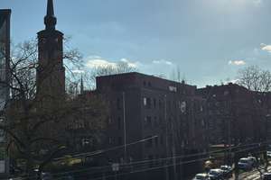 Helle Wohnung im 2. OG mit Einbauküche