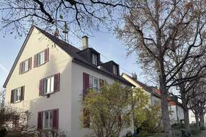 Charmantes, kleines 3-Familienhaus mit Garten - komplett frei - perfekt für Umbau - mit Ihren Ideen – Die vollständige Adresse der Immobilie erhältst du vom Anbieter., 70734 Fellbach – Vorschaubild 2