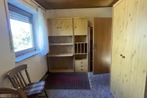Geräumiges + gepflegtes 7-Zimmer-Wohnhaus und Nebengebäude (für Gewerbe) in Königsbrunn – Augsburg (Kreis) – Vorschaubild 7