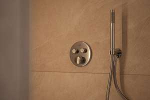 Edelstes Wohngefühl in der obersten Etage - Traumhafte 3-Zimmer-Wohnung direkt am Wittelsbacher Park – Die vollständige Adresse der Immobilie erhältst du vom Anbieter., 86159 Antonsviertel, Augsburg – Vorschaubild 9