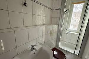 Modernes Laminat / 2. OG / sonniger Balkon - Bad mit Dusche + Fenster ! – Richard-Wagner-Straße 60, 9119 Kappel, Chemnitz – Vorschaubild 21