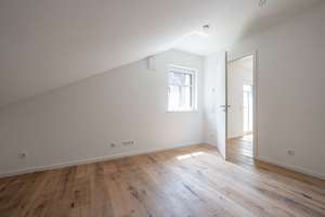Wohnjuwel an der Waldau: Wohntraum mit zwei Panoramabalkonen und purem Luxuskomfort auf 140m² – Die vollständige Adresse der Immobilie erhältst du vom Anbieter., 53127 Ippendorf, Bonn – Vorschaubild 5
