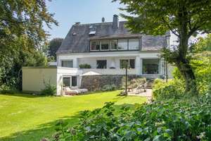 Elegante 10-Zi-Villa am Remberger See/Golfplatz! Indoor-Pool. Doppelgarage. Einlieger. – Die vollständige Adresse der Immobilie erhältst du vom Anbieter., 47259 Huckingen, Duisburg – Vorschaubild 27