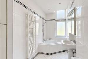 Seltene Gelegenheit * renovierte 4 Zimmer- Bél Etage Wohnung *2 Balkone*Toplage Westend – 60323 Westend-Süd, Frankfurt am Main – Vorschaubild 15