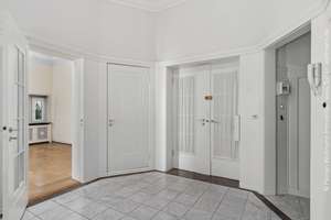 Bremen -  Barkhof | Atemberaubende Hochparterre-Wohnung mit vielen historischen Ausstattungselemente – Die vollständige Adresse der Immobilie erhältst du vom Anbieter., 28209 Barkhof, Bremen – Vorschaubild 5
