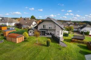 Eifel/Gevenich: Eindrucksvolles Mehrgenerationenhaus – Ideal für große Familien