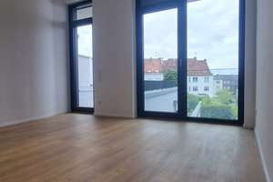 Exklusive 2-Zimmer-Wohnung mit großzügiger Terrasse, Design-Bad & Einbauküche – 67 m² in Toplage – Viersener Str. 147, 41063 Am Wasserturm, Mönchengladbach – Vorschaubild 1