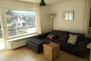Geschmackvolle 2-Zimmer-Wohnung mit gehobener Innenausstattung mit Balkon und EBK in Karlsruhe – Karlsruhe – Vorschaubild 1