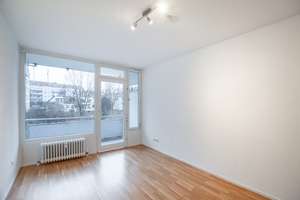 AIGNER - Top 1-Zimmer-Apartment zwischen Kurfürstenplatz und Luitpoldpark – Die vollständige Adresse der Immobilie erhältst du vom Anbieter., 80796 Am Luitpoldpark, München – Vorschaubild 1