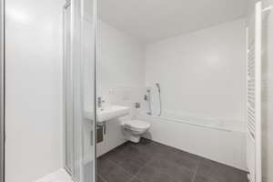 AIGNER - Moderne 4-Zimmer-Wohnung mit West-Ausrichtung in Allach – Die vollständige Adresse der Immobilie erhältst du vom Anbieter., 80999 Untermenzing, München – Vorschaubild 8