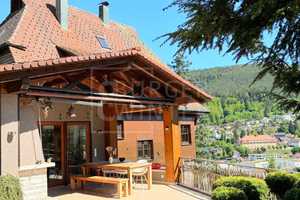 Einzigartiger Blick über die Baumwipfel * Ehemaliges Bürgermeisterhaus in idyllischer Lage – Calw (Kreis) – Vorschaubild 1
