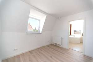 Traumhafte Altbauwohnung - saniert und  in bester Lage von Lübeck - Dachgeschoss – Die vollständige Adresse der Immobilie erhältst du vom Anbieter., 23558 Sankt Lorenz Süd, Lübeck – Vorschaubild 12