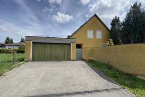 Einfamilienhaus zur Zwischenmiete / temporären Nutzung – großes Grundstück – Nürnberg-Fischbach