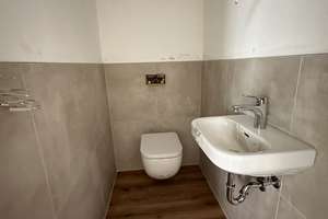 Kernsanierte, lichtdurchflutete 4 Zimmerwohnung mitten in Wiesbaden. – Wellritzstraße 42, 65183 Westend / Bleichstraße, Wiesbaden – Vorschaubild 9