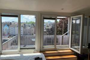 Stilvolle, geräumige und gepflegte 1-Zimmer-Dachgeschoss-Wohnung möbliert direkt am Schillerplatz – Schillerstr. 49, 41061 Gladbach, Mönchengladbach – Vorschaubild 12