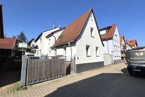 "Ideal für junge Paare oder die kleine Familie" Renovierte kleine Haushälfte, Laudenbach/Bergstraße – Die vollständige Adresse der Immobilie erhältst du vom Anbieter., 69514 Laudenbach – Vorschaubild 1