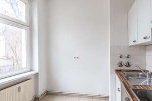 Charmante 2-Zimmer-Altbauwohnung mit großem Potenzial – 3. OG, lichtdurchflutet & zentral – Grünberger Strasse 19, 10243 Friedrichshain, Berlin – Vorschaubild 9