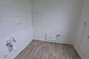 Renovierte 1-Zimmer Wohnung sucht Nachmieter mit WBS – Uranusstr. 3, 12524 Altglienicke, Berlin – Vorschaubild 2