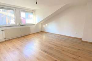 **3-Familienhaus mit unverbaubarem Mainblick** – Die vollständige Adresse der Immobilie erhältst du vom Anbieter., 55246 Mainz-Kostheim, Wiesbaden – Vorschaubild 9