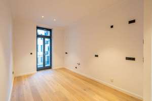 Ein saniertes Zuhause für Familie mit 4 Zimmern, Balkon & Blick auf die Zionskirche – Die vollständige Adresse der Immobilie erhältst du vom Anbieter., 10119 Mitte (Ortsteil), Berlin – Vorschaubild 8