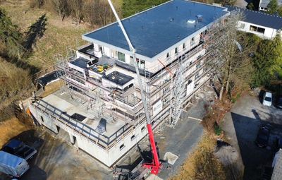 Aktueller Bautenstand: Bezugsfertigkeit ca. 4. Quartal 2026 - Schwester-Wohnanlage projektiert!