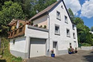 sehr gepflegtes 1-2 Familienhaus in Pelm für die große Familie