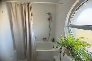 Property thumbnail 36