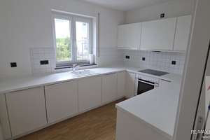 Modernes Haus mit 2 Wohnungen zur Selbstnutzung oder Anlage – Die vollständige Adresse der Immobilie erhältst du vom Anbieter., 85053 Südost, Ingolstadt – Vorschaubild 10